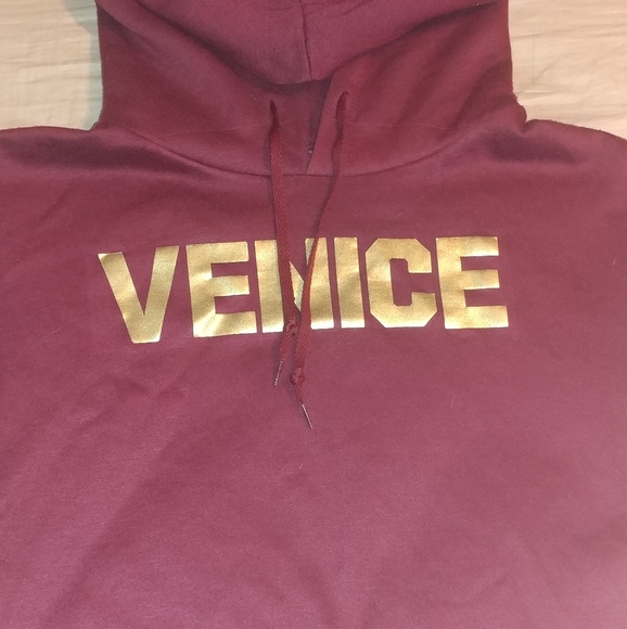 Venice pull over - Picture 2 of 2